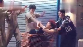 mv拍摄花絮采访,MV拍摄花絮中的精彩瞬间与幕后故事