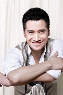 何晟铭个人资料几岁了,岁月如歌，演绎人生精彩篇章